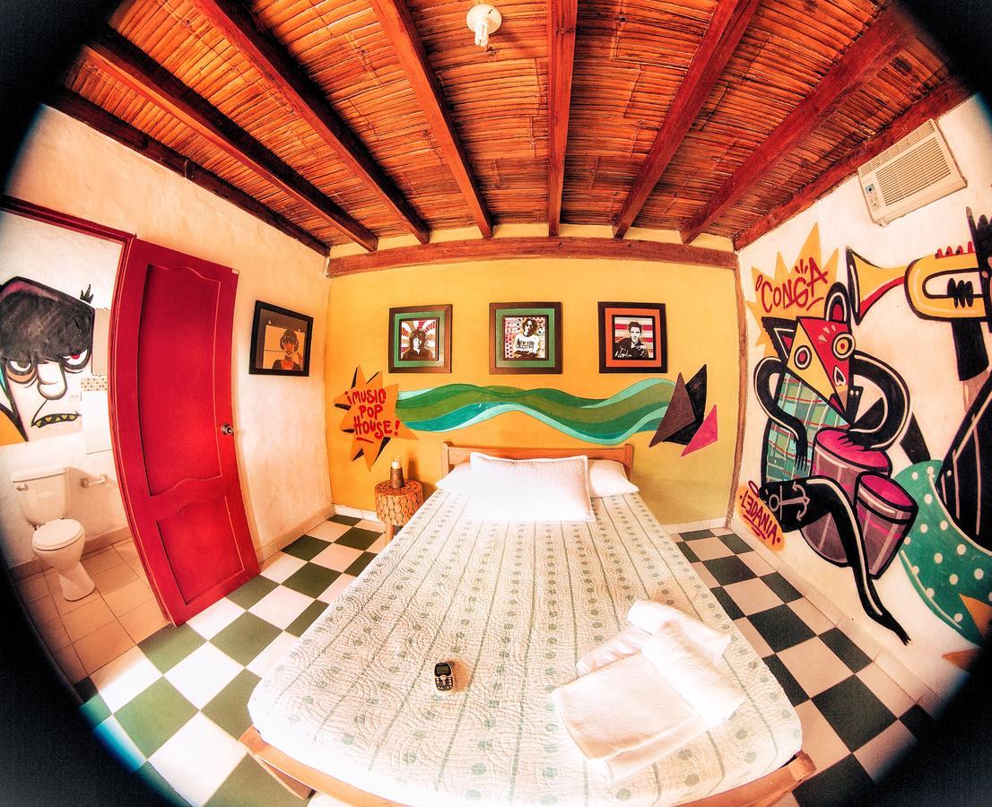 Pop House Otel Montañita Dış mekan fotoğraf
