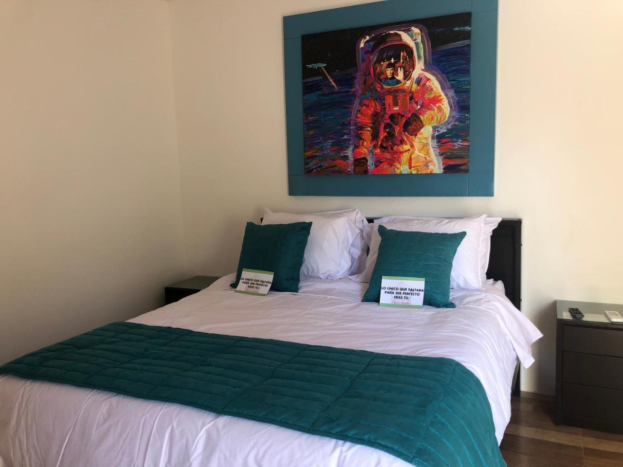 Pop House Otel Montañita Dış mekan fotoğraf